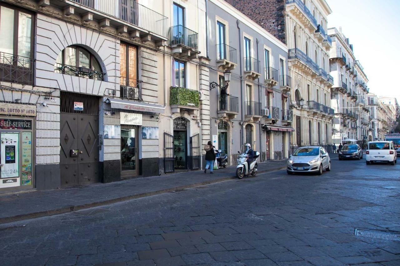 Central Home Catania By Sicily In Home Bagian luar foto